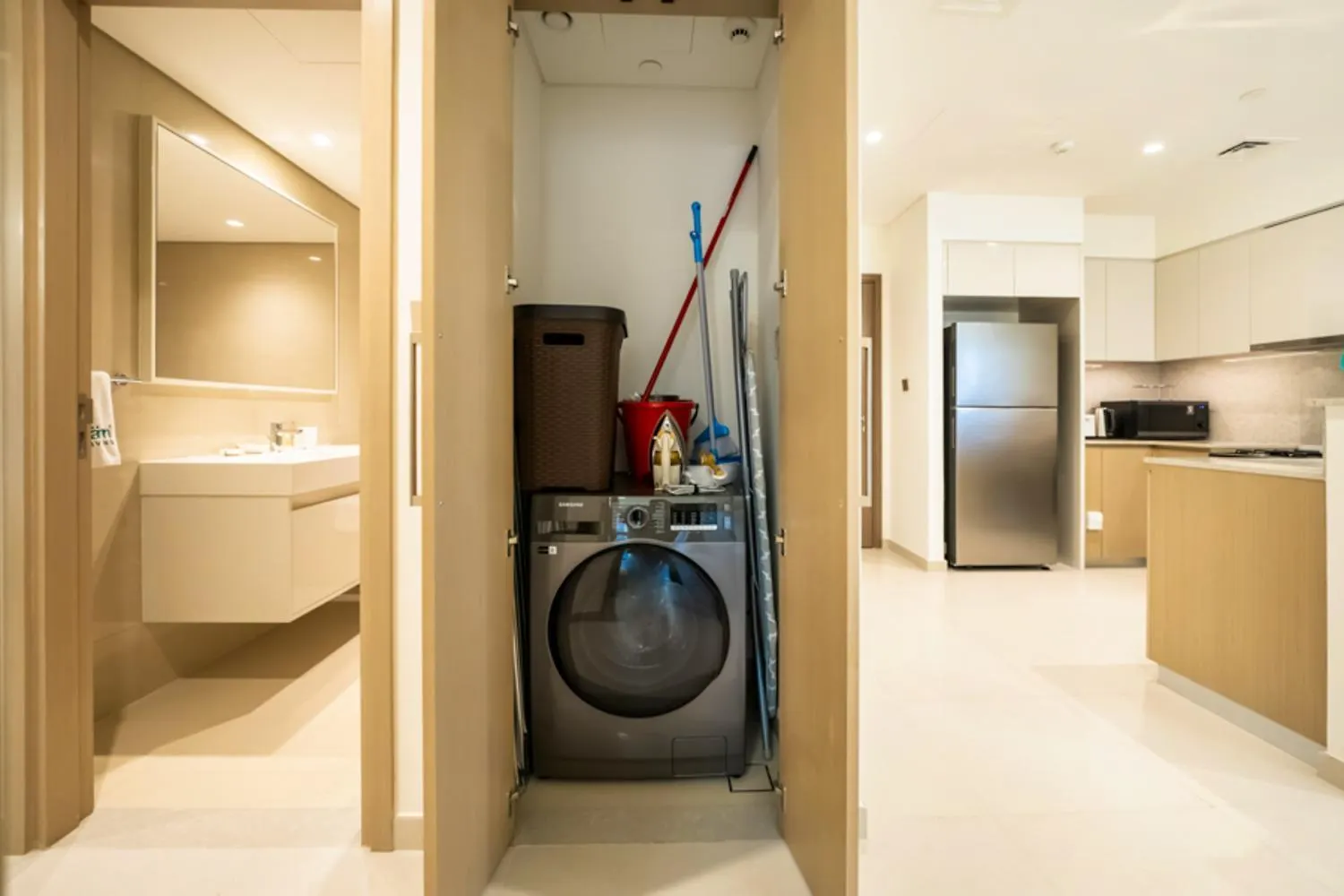 Fam Living - Burj Royale 2Bedroom - Fountain And Burj Views Ντουμπάι Διαμέρισμα