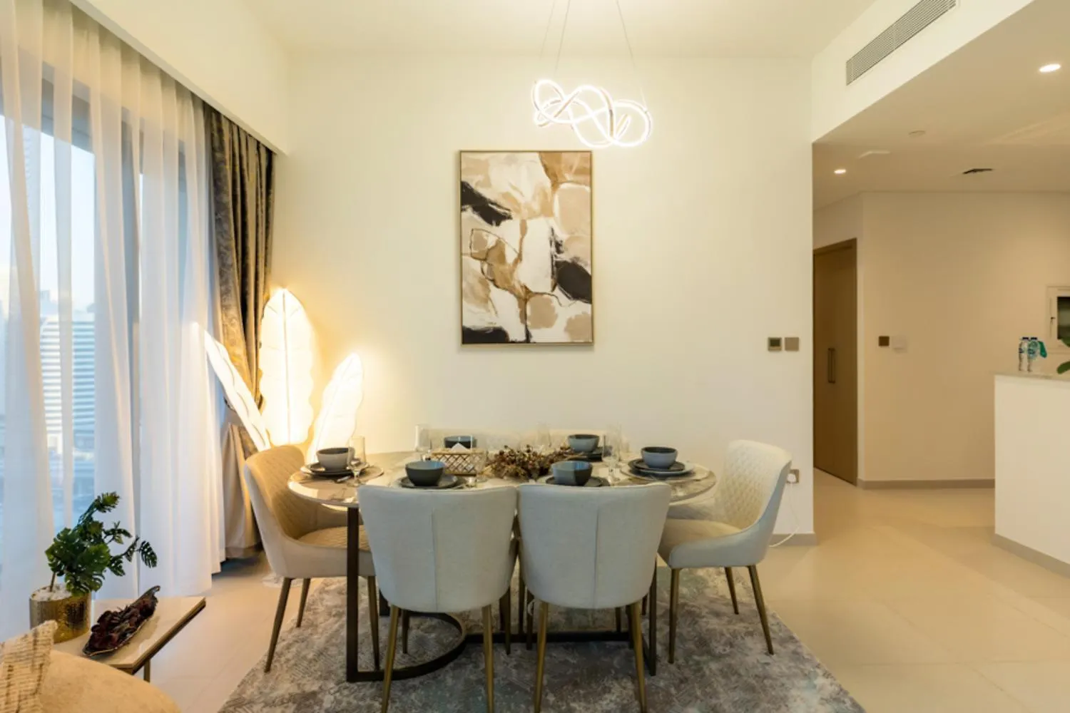 Fam Living - Burj Royale 2Bedroom - Fountain And Burj Views Dubai United Arab Emirates