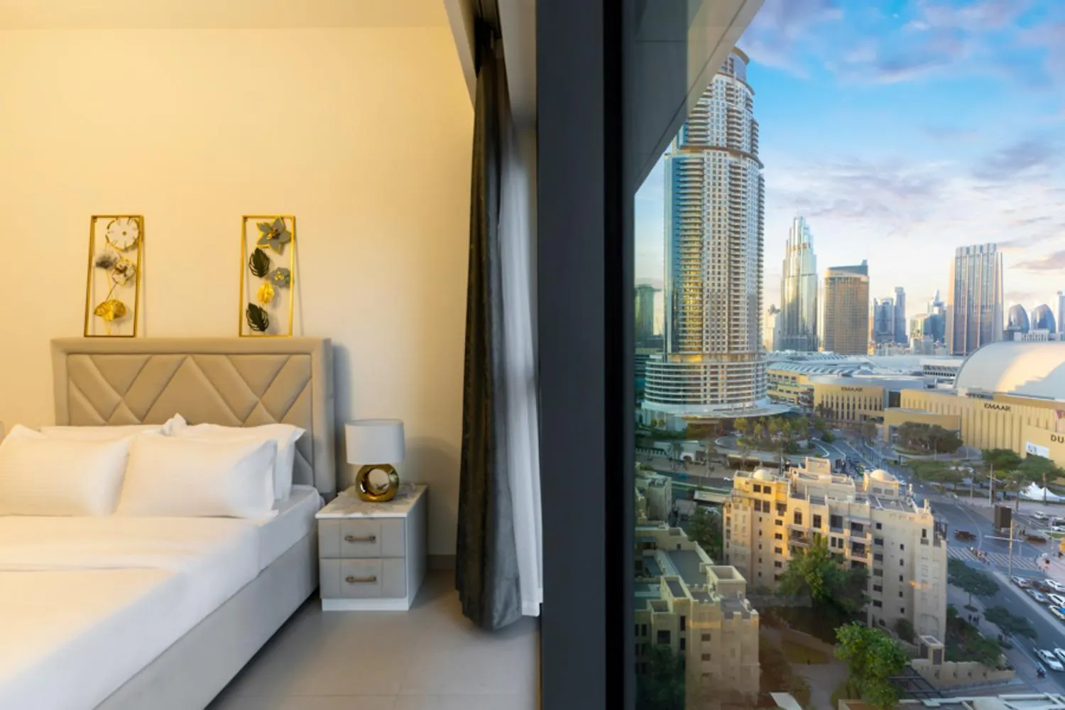 Fam Living - Burj Royale 2Bedroom - Fountain And Burj Views Dubai 0*,  United Arab Emirates