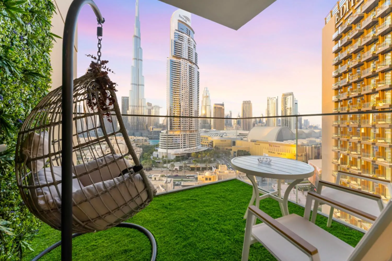 Fam Living - Burj Royale 2Bedroom - Fountain And Burj Views Dubai